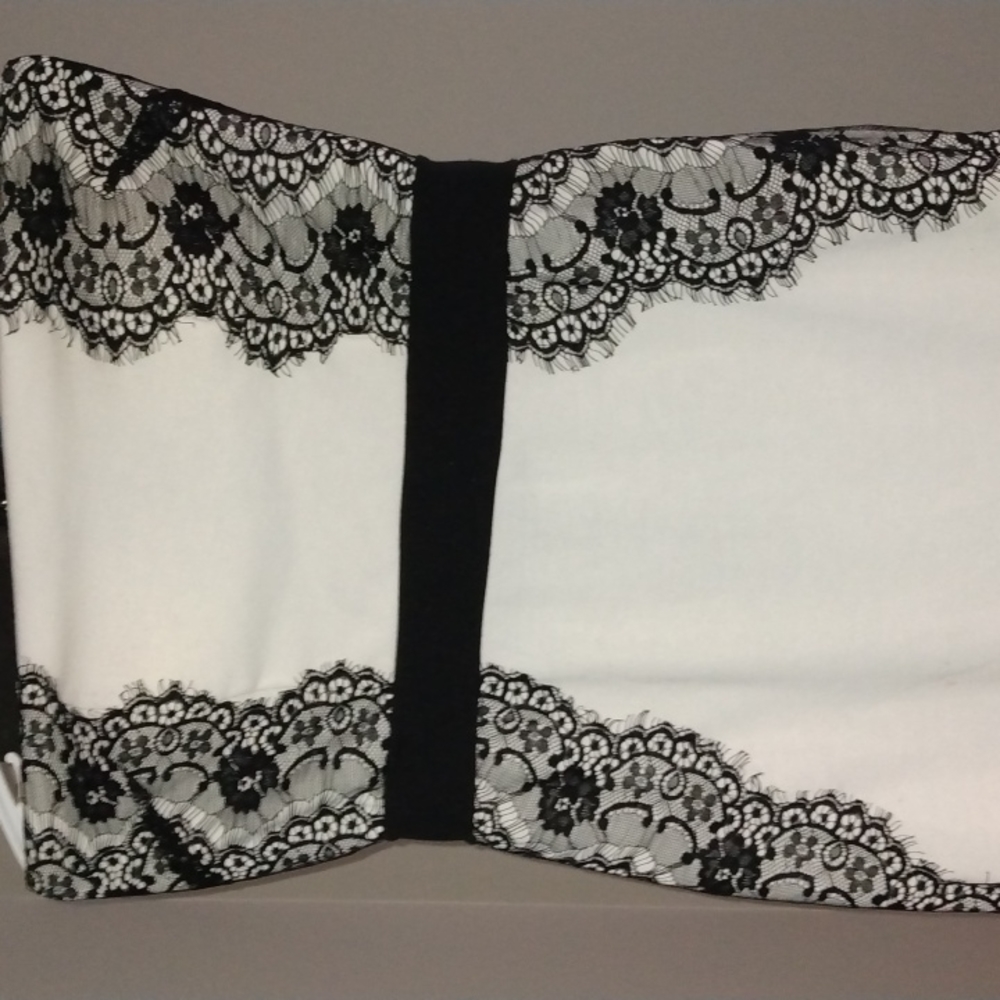 Point Bodycon black and White dress size Large New without tags
